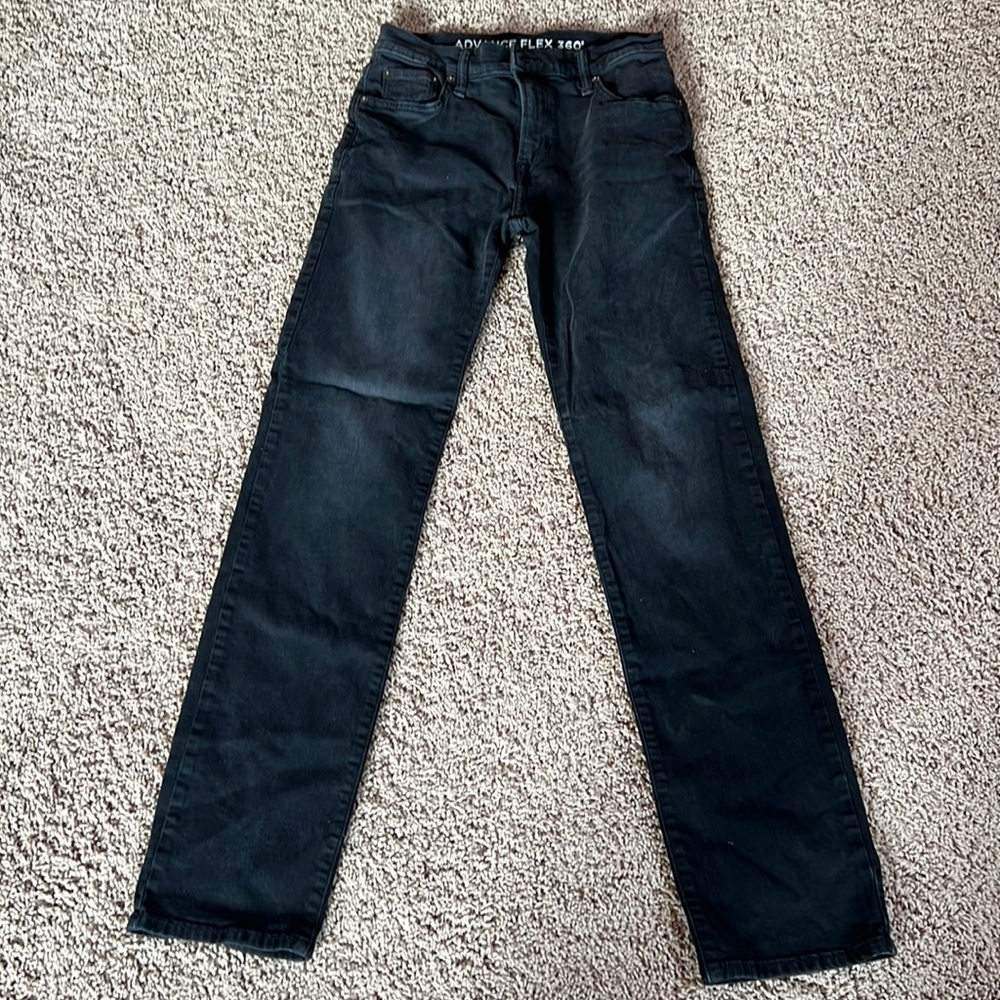 Men’s size 28x34 Arizona Advance Flex 360 black jeans.
